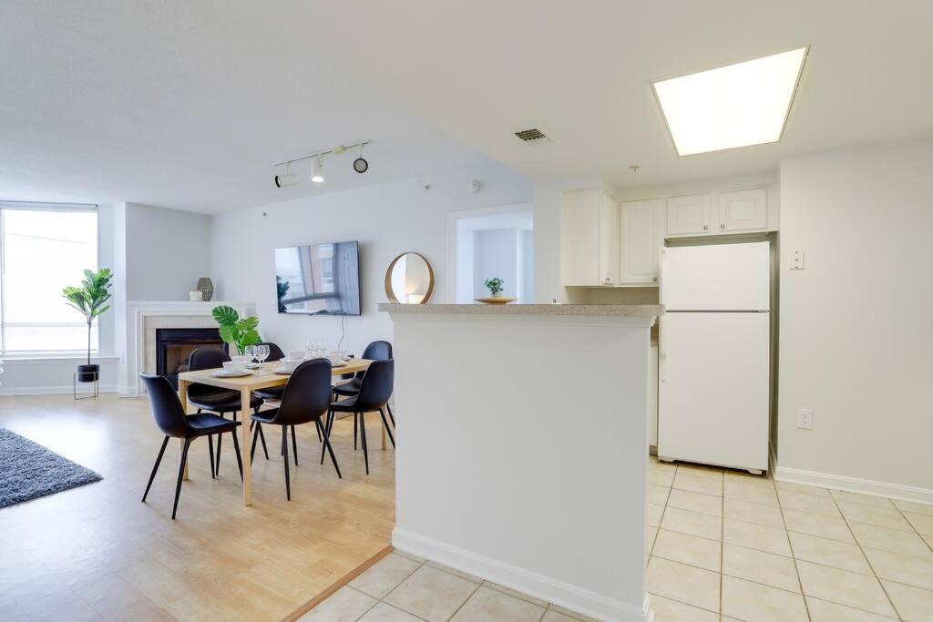 Fantastic 2 Bedroom Condo At Ballston With Gym 알링턴 외부 사진