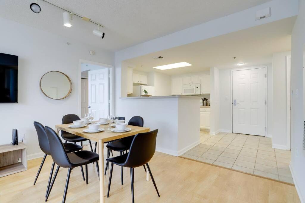 Fantastic 2 Bedroom Condo At Ballston With Gym 알링턴 외부 사진