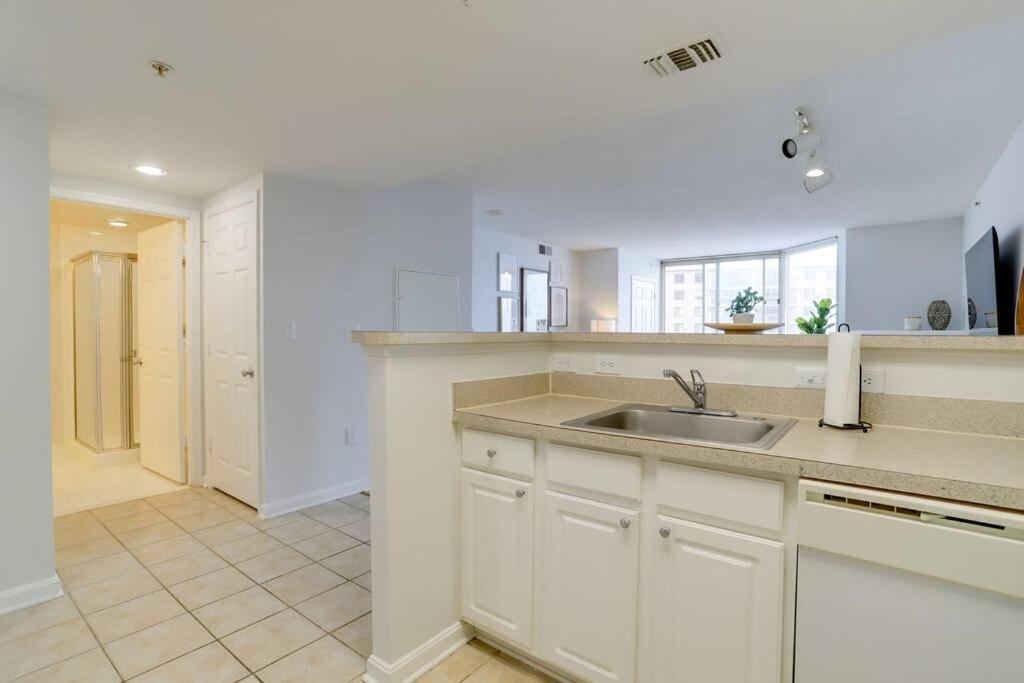 Fantastic 2 Bedroom Condo At Ballston With Gym 알링턴 외부 사진